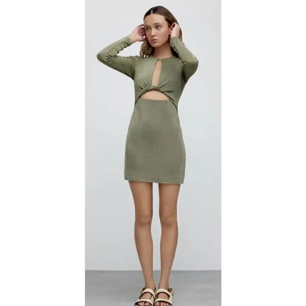 Significant Other Ivy Front Cutout Mini Long Sleeve Dress in Khaki Green NWT Siz